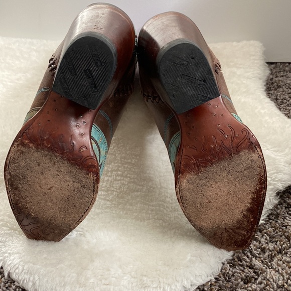 MOVING SALE! Tony Lama Vaquero Turquoise Cassidy Cowgirl Boot - Picture 13 of 17